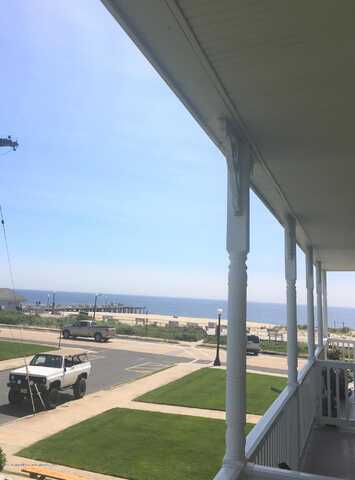 4 Webb Avenue, Ocean Grove, NJ 07756