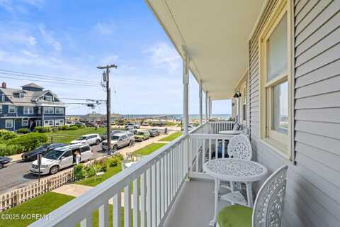 4 Webb Avenue, Ocean Grove, NJ 07756