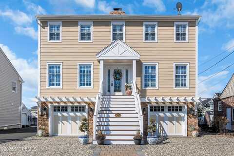 305 Chicago Avenue, Point Pleasant Beach, NJ 08742