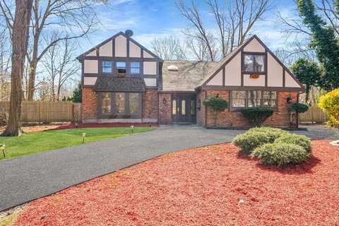 2 Linda Lane, Manorville, NY 11949