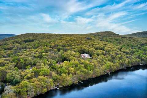 7 Springhouse Road, Sloatsburg, NY 10974