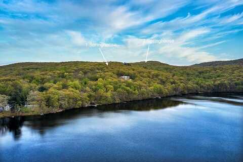 1 Springhouse Road, Sloatsburg, NY 10974