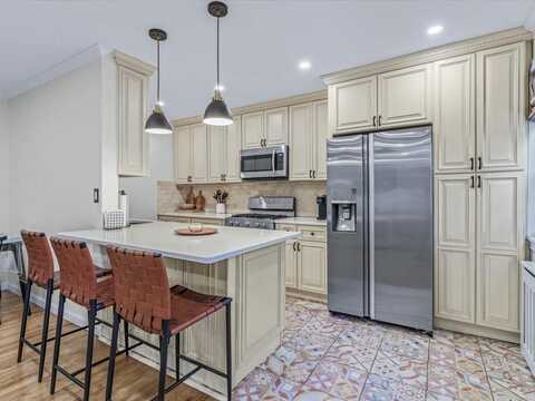 160-54 16th Avenue, Whitestone, NY 11357