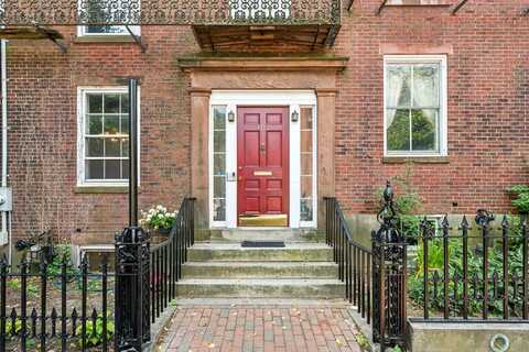 102 Park Street, Portland, ME 04101