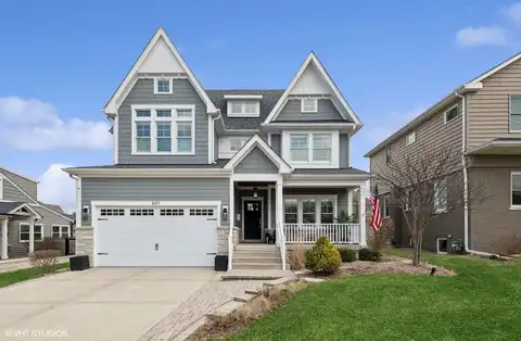 849 S Chatham Avenue, Elmhurst, IL 60126