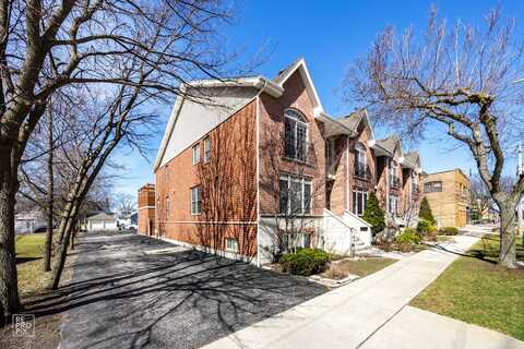 152 S Center Street, Bensenville, IL 60106