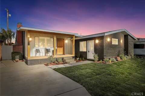 2902 Ladoga Avenue, Long Beach, CA 90815