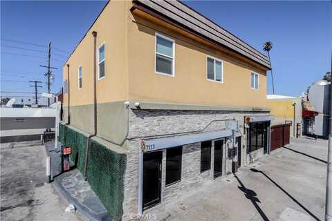 7111 S Broadway, Los Angeles, CA 90003