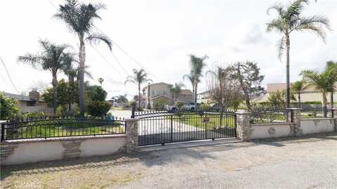 9408 Poplar Avenue, Fontana, CA 92335