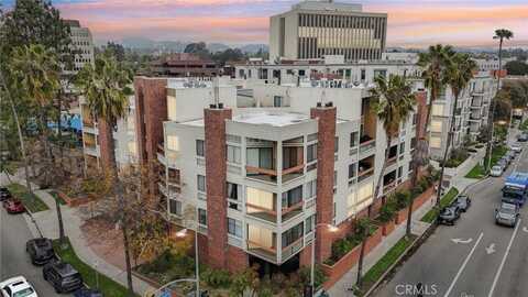 750 S Bundy Drive, Los Angeles, CA 90049