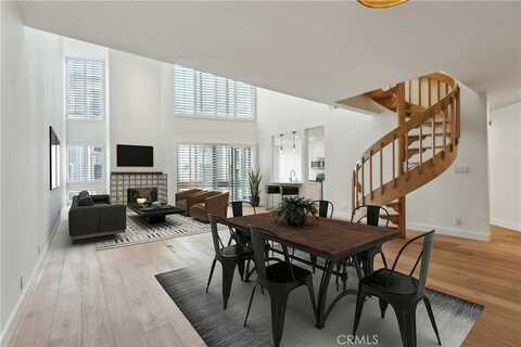 750 S Bundy Drive, Los Angeles, CA 90049