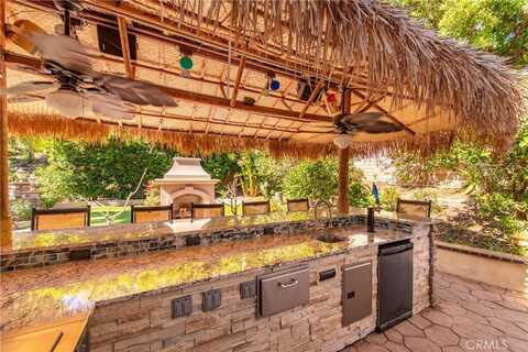 991 Clear Sky Place, Simi Valley, CA 93065