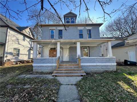 227 Rhodes Avenue, Akron, OH 44302
