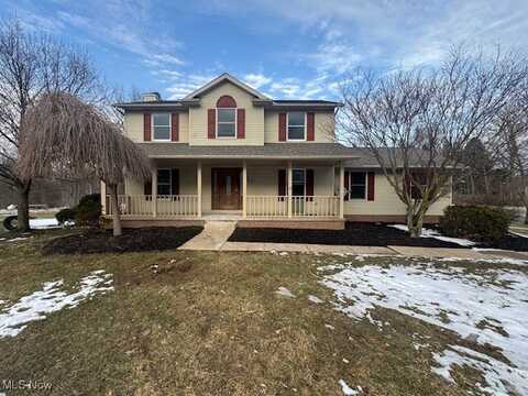 2450 Waynesburg Drive SE, Canton, OH 44707