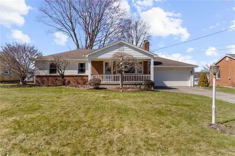 6306 Pawnee Place, Poland, OH 44514