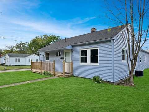 403 10th Street NE, North Canton, OH 44720