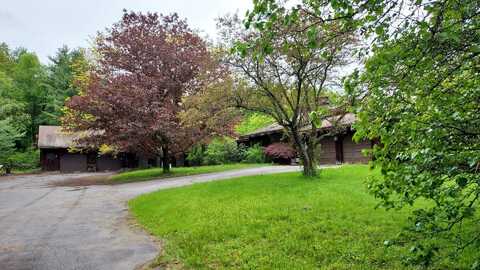 487 River Road, Westmoreland, NH 03467