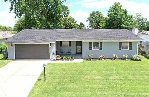 4633 S Vandalia Avenue, Tulsa, OK 74135
