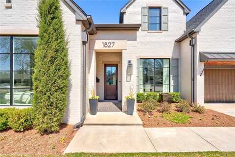 1827 Drakestone Avenue, Nichols Hills, OK 73120