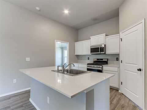 3721 Central Park Drive, Moore, OK 73160