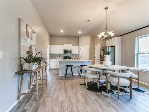 3721 Central Park Drive, Moore, OK 73160