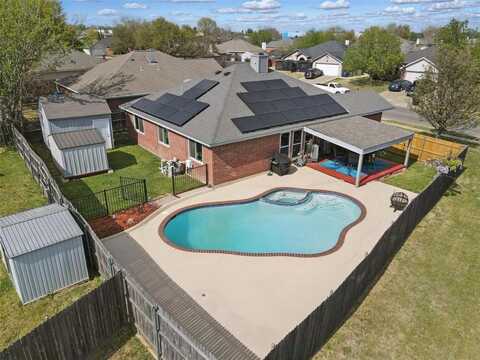 1008 Miles Avenue, Burleson, TX 76028