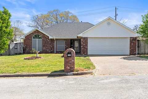 1400 Lakeside Court, Lindale, TX 75771