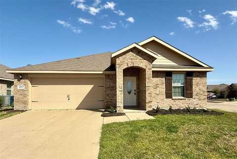 2077 Enchanted Rock Drive, Forney, TX 75126