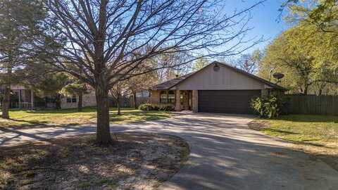 1009 Division Street, Greenville, TX 75401