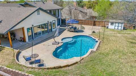 2910 S Country Club, Garland, TX 75043