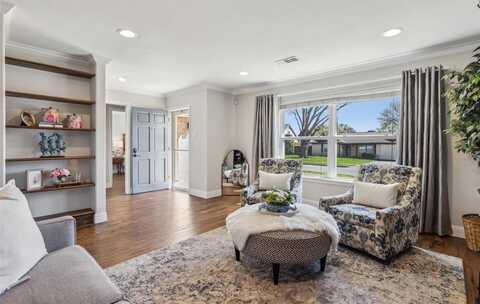 2823 Bay Meadows Circle, Farmers Branch, TX 75234