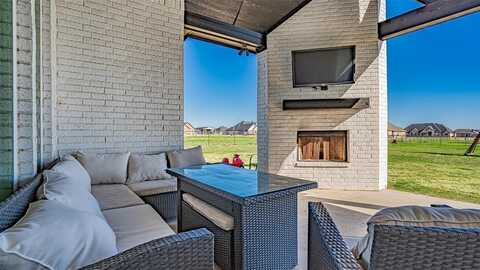 405 Venadito Drive, Godley, TX 76044