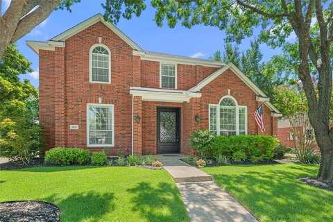 8432 Parkdale Drive, North Richland Hills, TX 76182