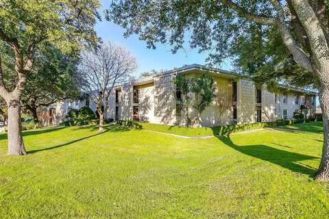 2301 Ridgmar Plaza, Fort Worth, TX 76116