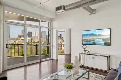 1001 Belleview Street, Dallas, TX 75215