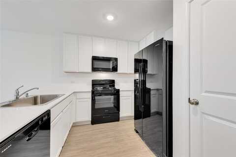 1612 Crested Way, Fort Worth, TX 76140