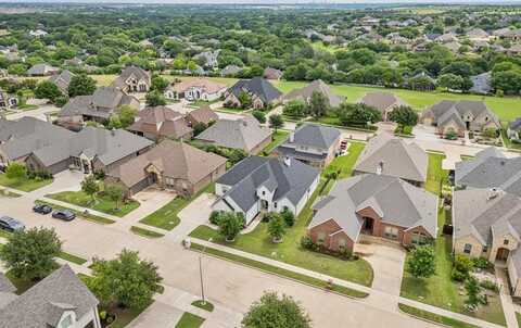 4449 Knoll Ridge Drive, Fort Worth, TX 76008