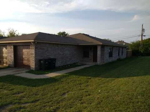 8124 & 8126 Doreen Avenue, Fort Worth, TX 76116
