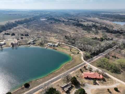 268207 Lakeview Dr, Ames, OK 73718