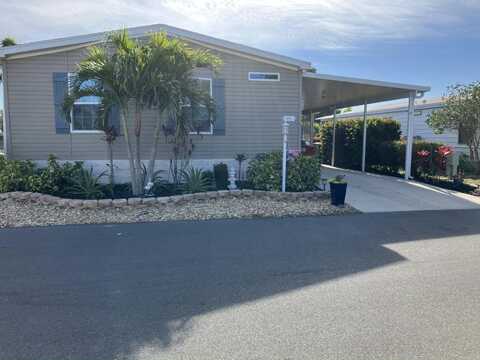 993 YELLOWSTONE DR, Naples, FL 34110