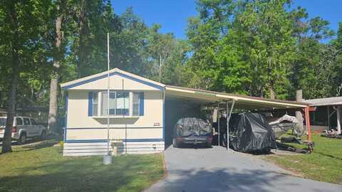 8640 E Keating Park St, Floral City, FL 34436