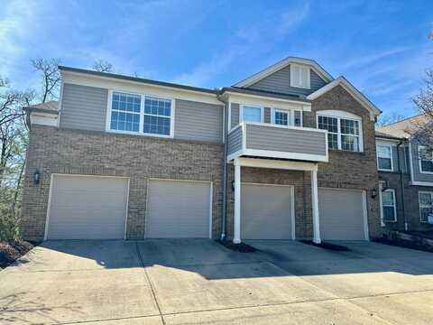 830 Southmeadow Cir, Cincinnati, OH 45231