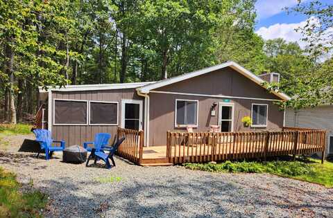 457 Maxatawny Drive, Pocono Lake, PA 18347