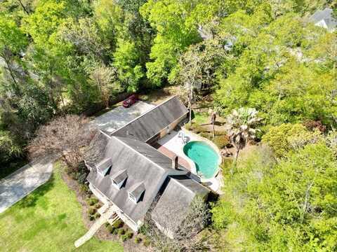 921 Tung Tree, Picayune, MS 39466