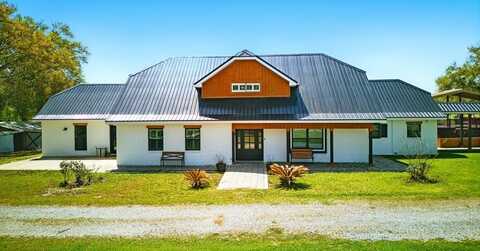 10107 Chester Lee Rd, Picayune, MS 39466