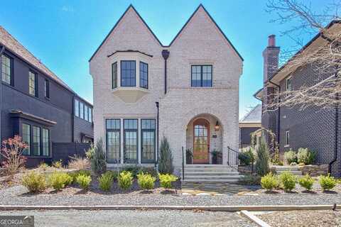 250 4th Street, Fayetteville, GA 30214