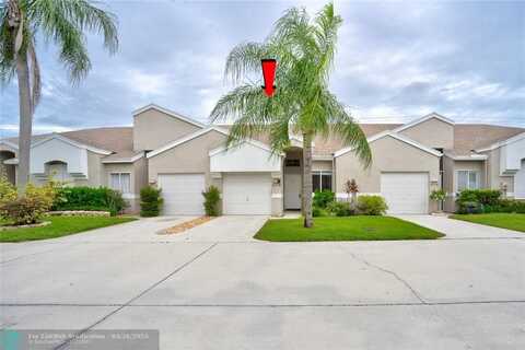 9219 Vineland Ct, Boca Raton, FL 33496