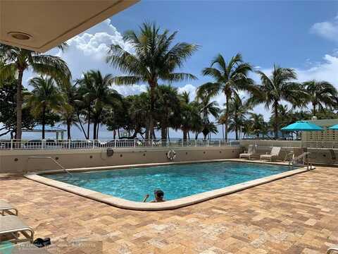 133 N Pompano Beach Blvd, Pompano Beach, FL 33062