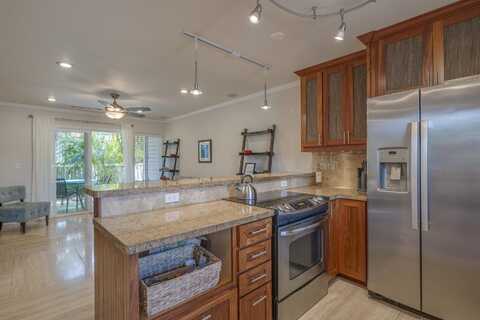 480 Kenolio Rd, Kihei, HI 96753