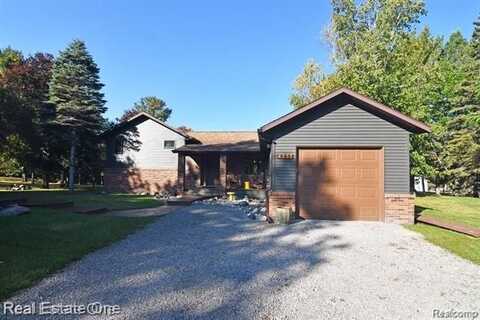 4331 N BURR OAK Road, Lincoln, MI 48742